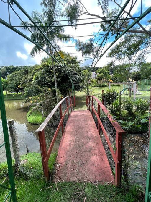 Casa Com Piscina Em Condominio Fechado Águas de Lindoia Exterior foto